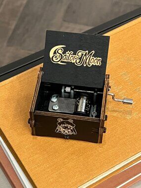 Sailor Moon Music Box Hand Crank Wooden Plays Theme Anime Collectible Decor